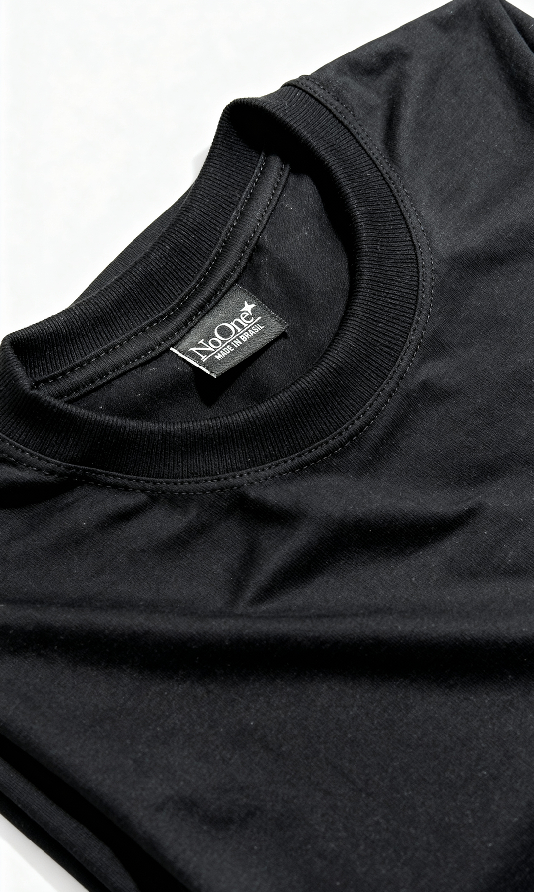 Camiseta No One Preto